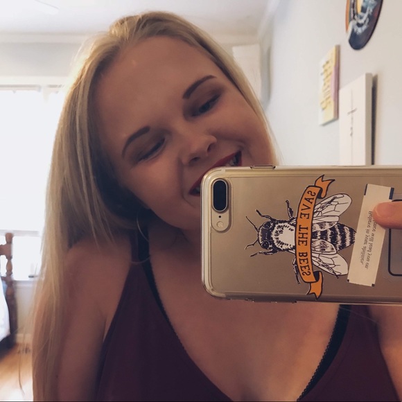 Meet your Posher, Caylynn - Picture 1 of 1